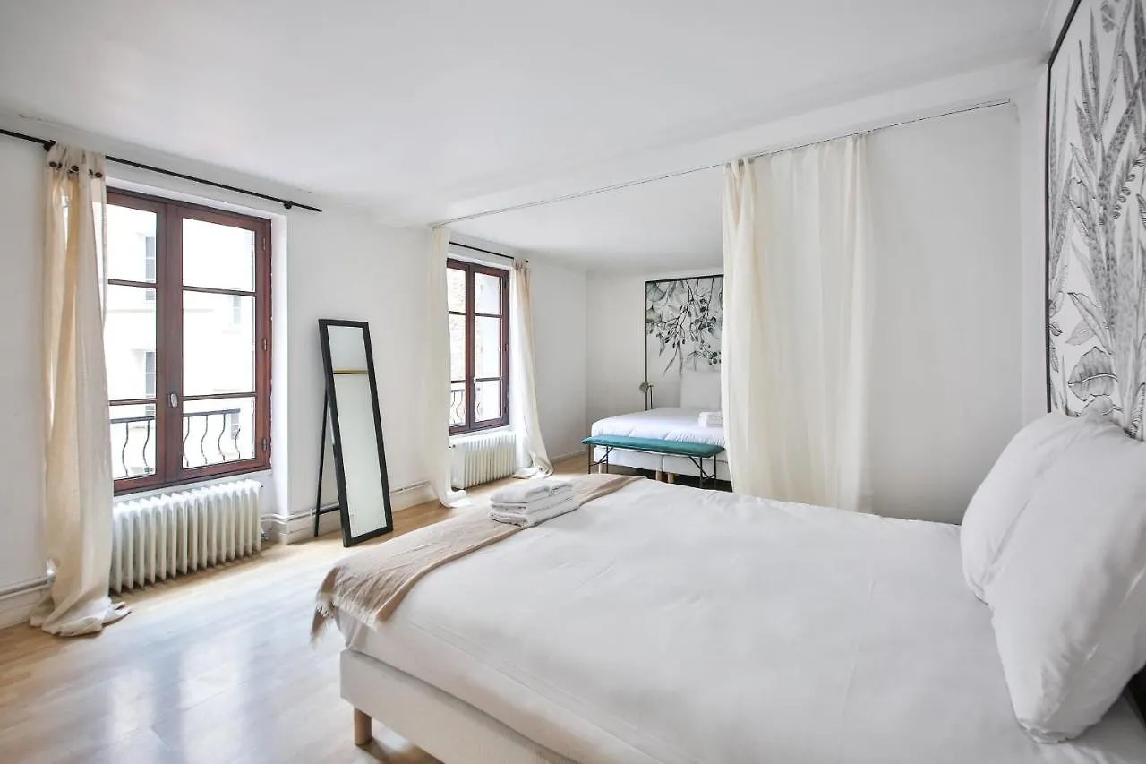 22#Appartement 6Pers#Sevres-Lecourbe#Necker Paris 0*,